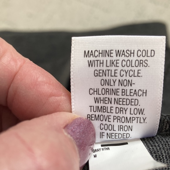 Simply Vera Charcoal Gray Skirt - Picture 6 of 6